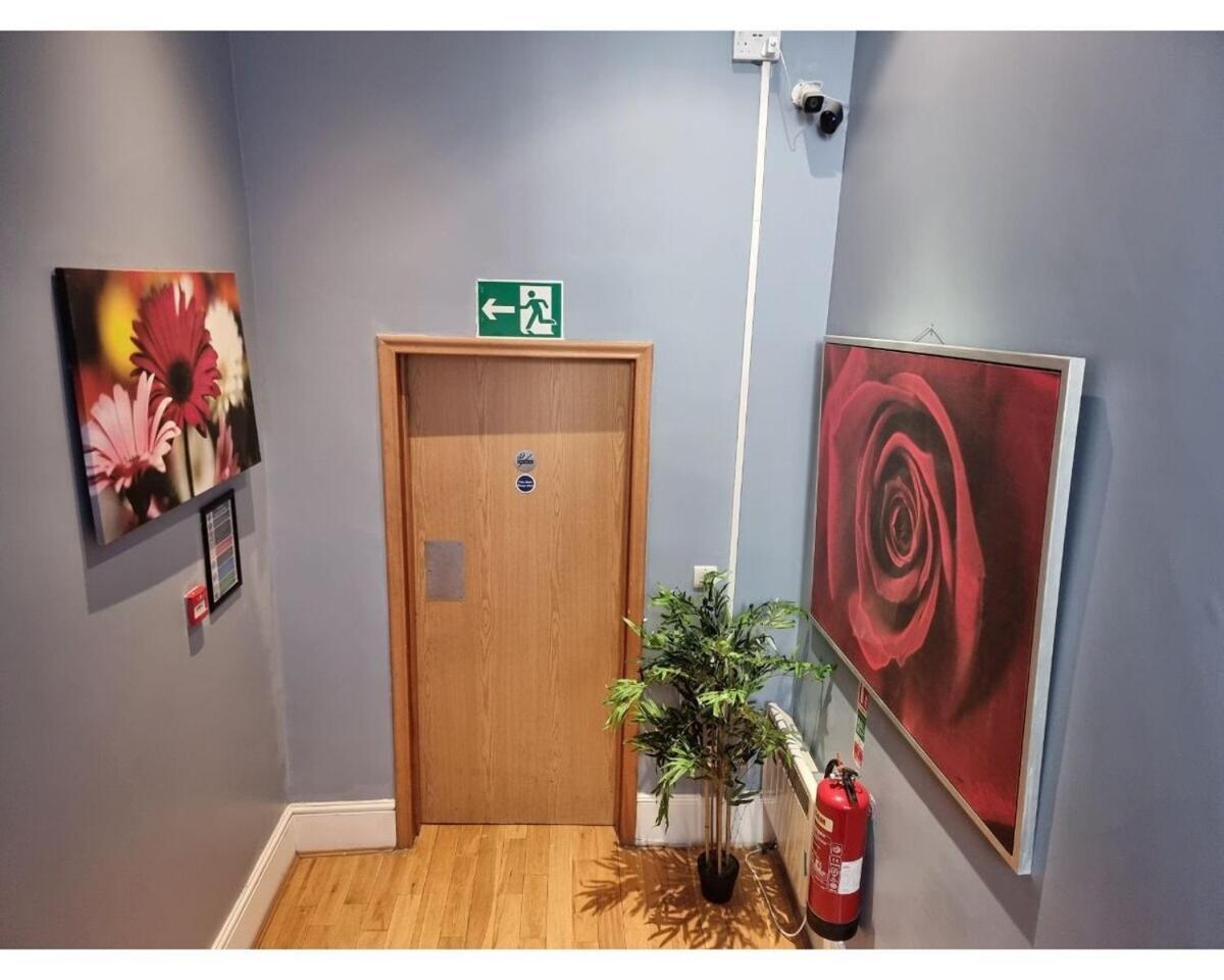 Fb2-Fantastic Basement Studio Good For 3 Near Hyde Park London Room photo